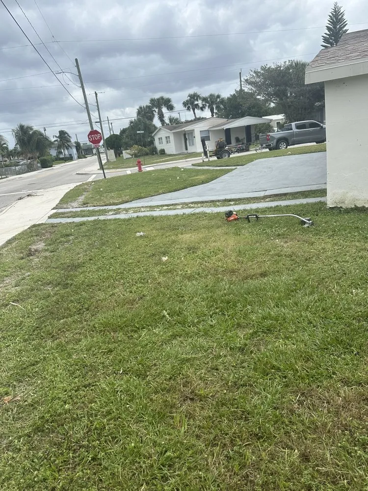 Expert lawn care service near you in West Palm Beach, FL by JB Landscaping