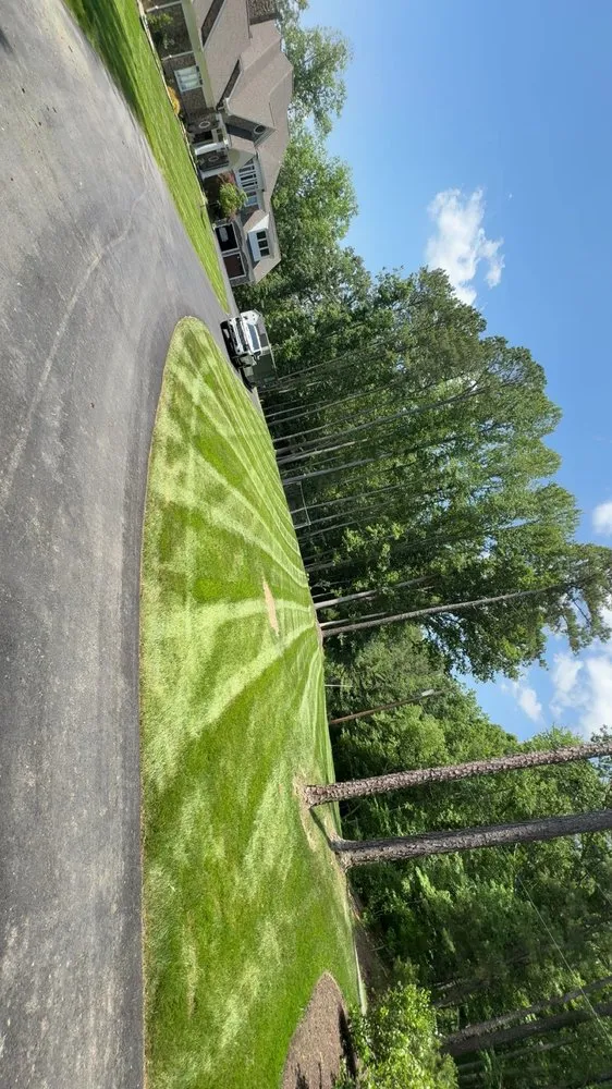 Top-rated yard cleanup service for homes in Mechanicsville, VA by JB Lawn & Landscaping