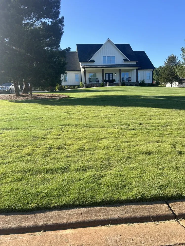 Professional outdoor landscaping in Rome, GA by J.B Lawn care