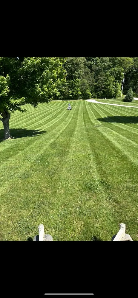 Trusted lawn mowing service experts serving Bremen, OH - Jb Lawncare