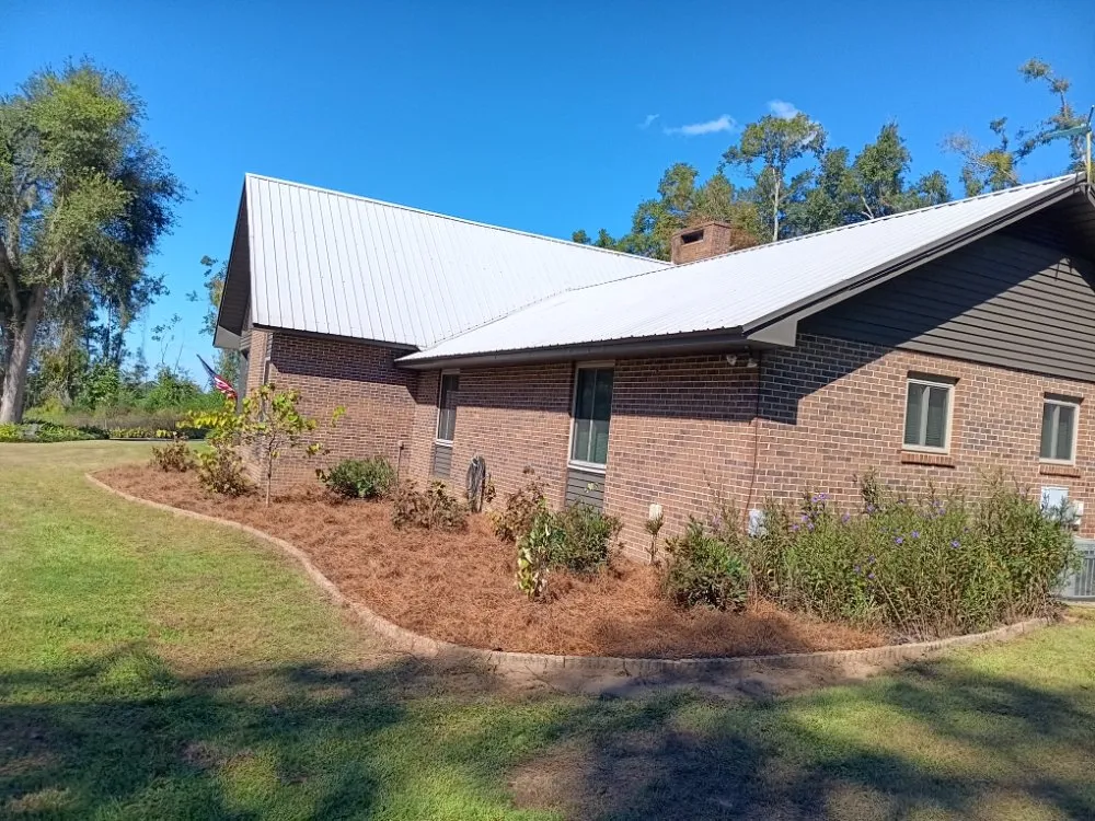 Top-rated yard cleanup service in Live Oak, FL - J&B Quality Outdoor Solutions