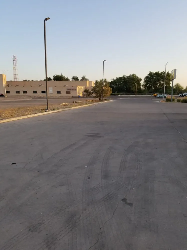 Trusted lawn care service in Roswell, NM by J&B Service's