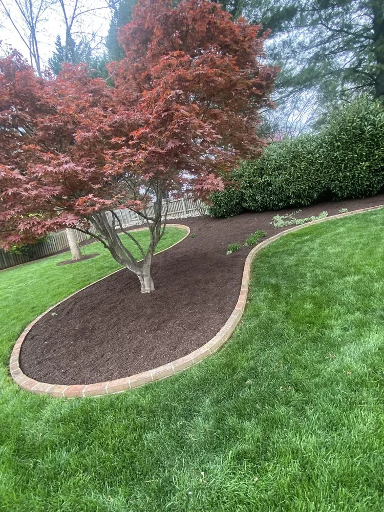 Local residential landscaping experts serving Walkersville, MD - J&B Services