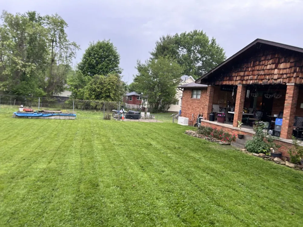Affordable lawn care service in Huntington, WV - J&B Tree and Lawncare