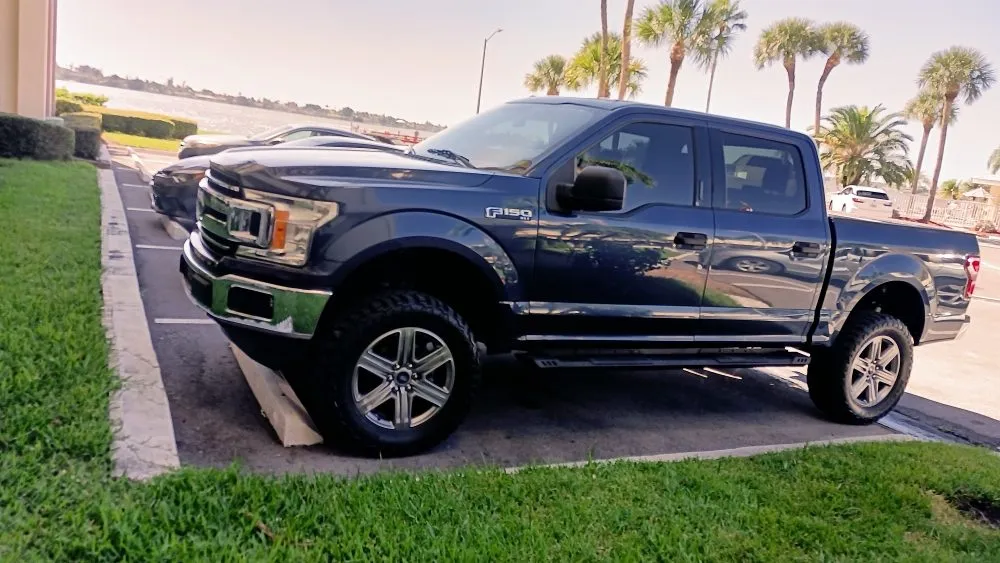 Trusted landscape design with custom design in St. Petersburg, FL by J&b Trees and Landscaping