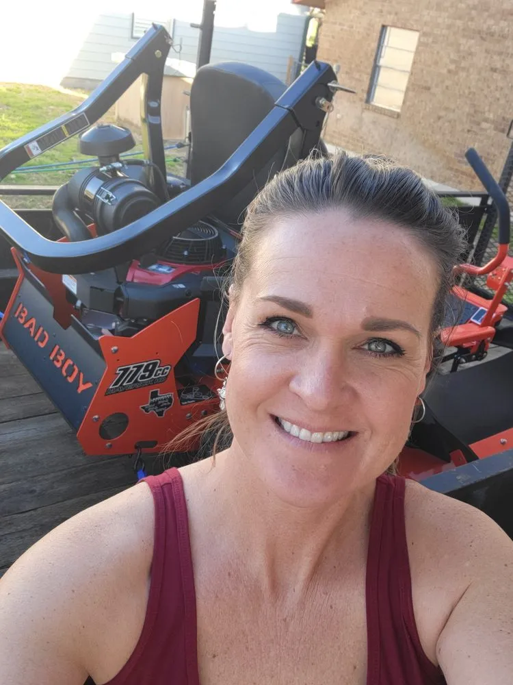 Reliable garden landscaping experts serving Kemp, TX - JBC MOWING LLC