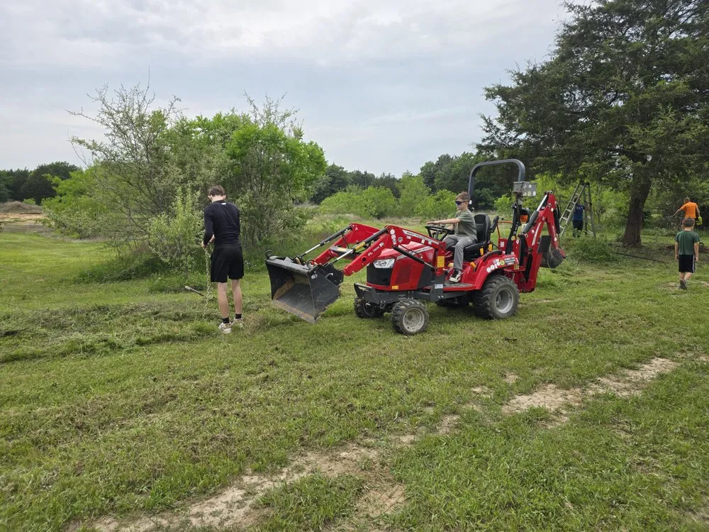 Reliable lawn care service experts serving Kemp, TX - JBC MOWING LLC