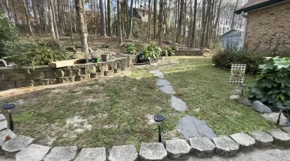 Reliable lawn care service in Lilburn, GA by JBE Landscaping Svc