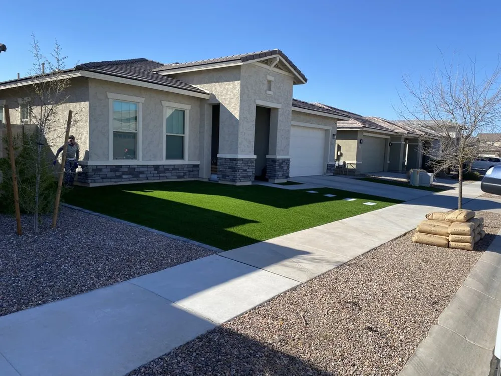 Reliable yard cleanup service in Phoenix, AZ - JBHardscape