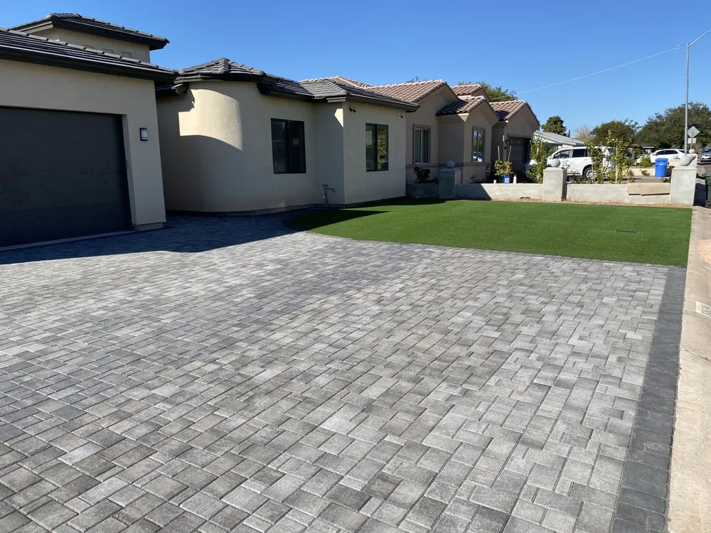 Expert yard maintenance in Phoenix, AZ - JBHardscape
