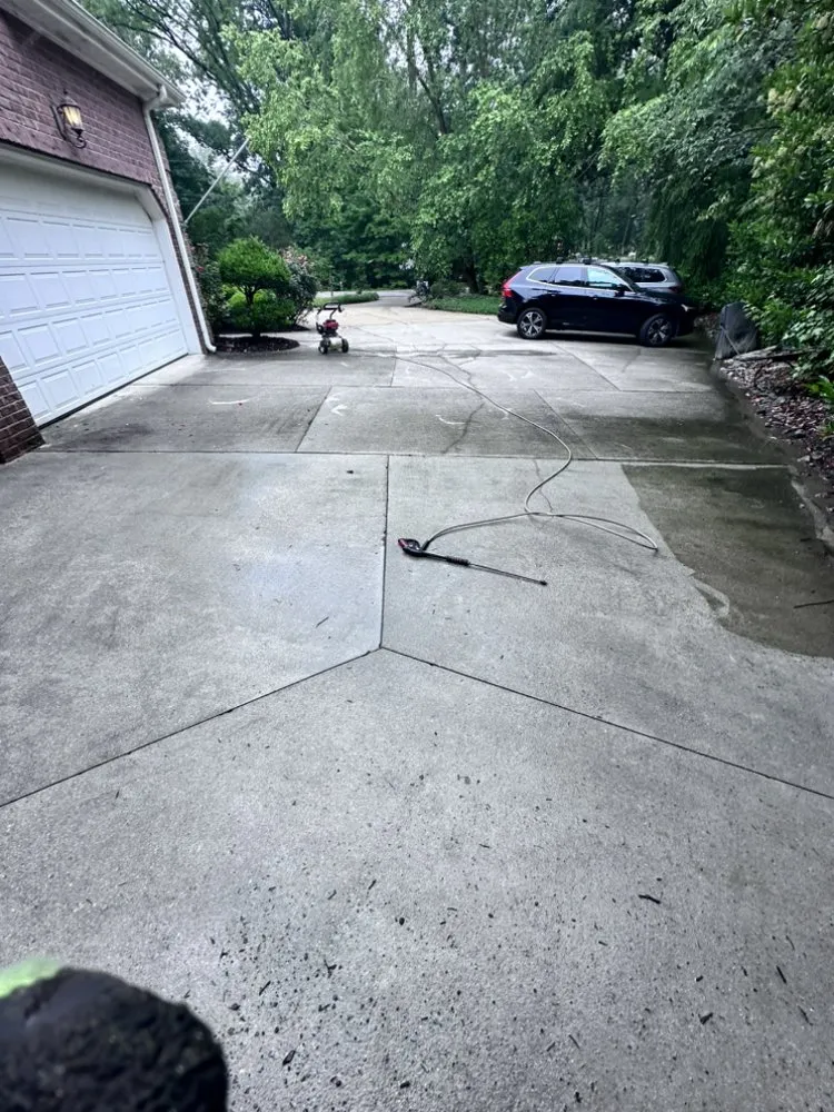 Reliable lawn care service with custom design across Norfolk, VA - JBL Landscape Services