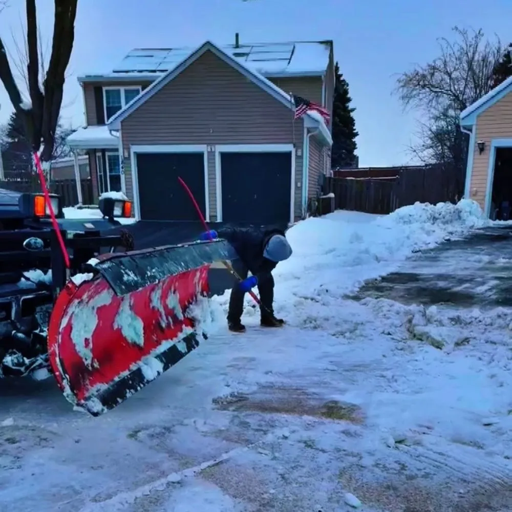 Custom yard maintenance in West Chicago, IL - JBO Services