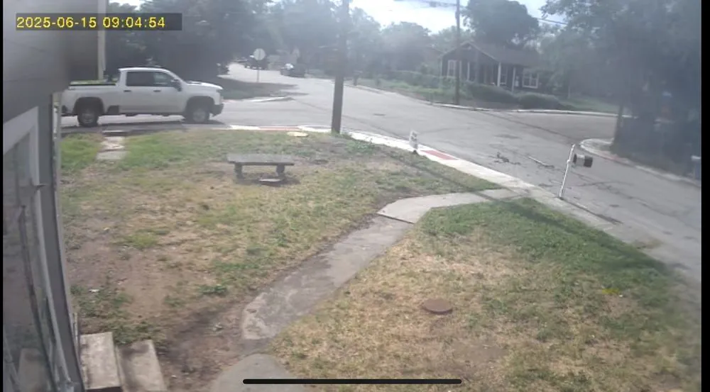 Custom yard maintenance for residential properties in San Antonio, TX by JBR Landscapes