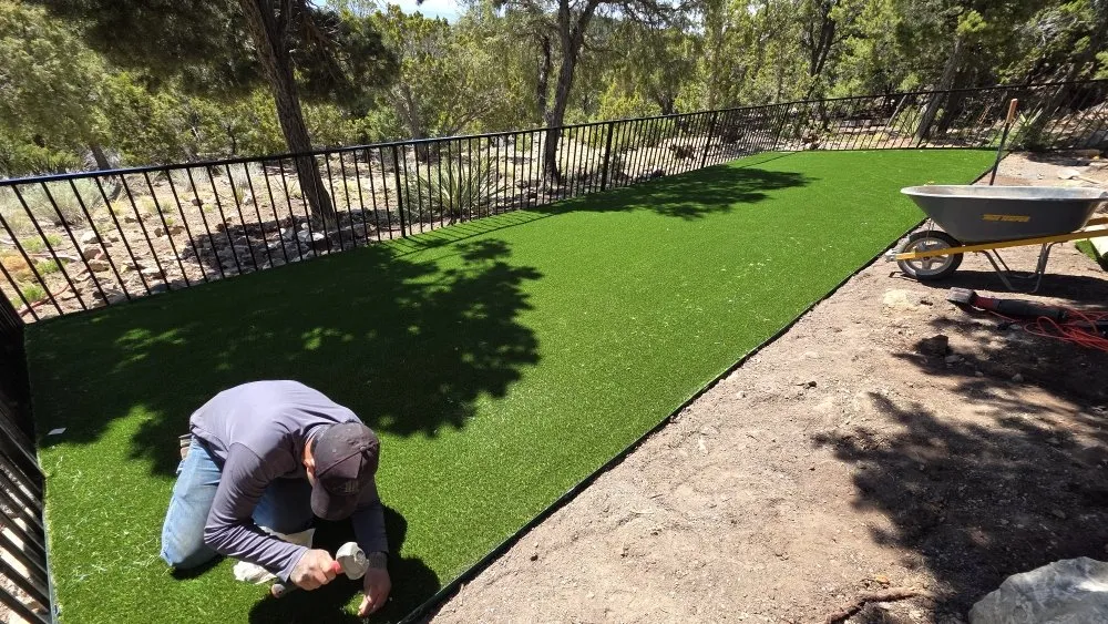 Top-rated yard maintenance experts serving Santa Fe, NM - JB'S Construction And Landscaping