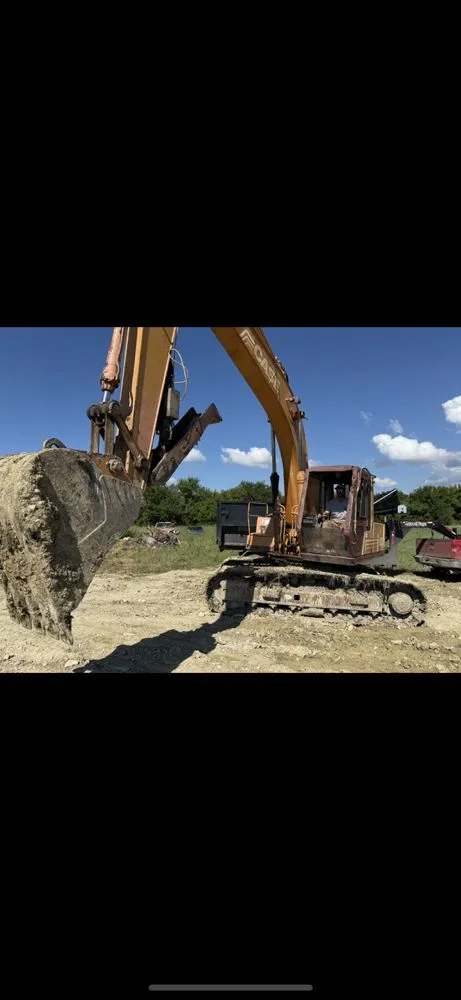 Custom lawn care service in Newton, KS by JBS Crew Co.