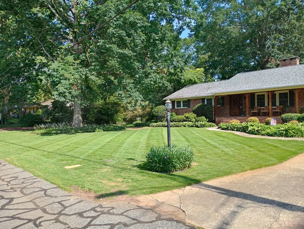 Professional yard maintenance experts serving Woodruff, SC - JB’s Lawn Care & Home Repair