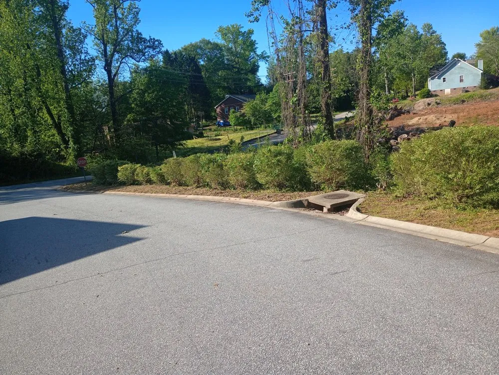 Custom landscaping services experts serving Woodruff, SC - JB’s Lawn Care & Home Repair