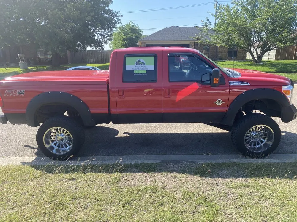 Affordable landscaping services experts serving Killeen, TX - JB's Lawn Care