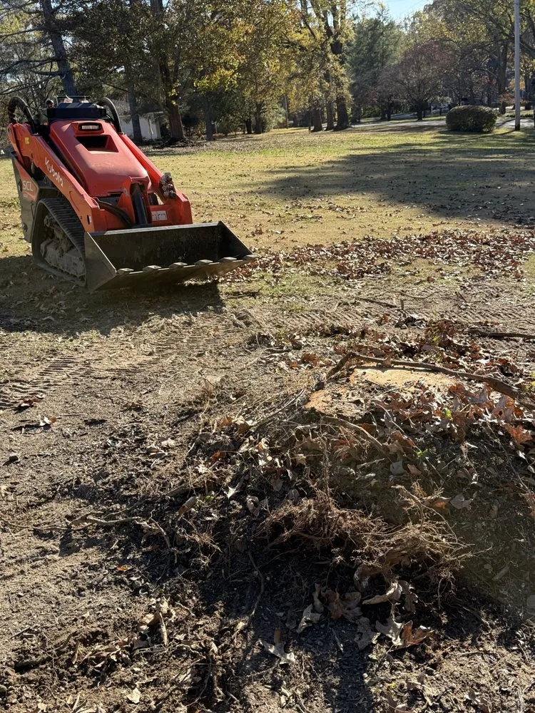Top-rated yard maintenance in Dalton, GA - JB’s Small Tractor Works and Stump Grinding