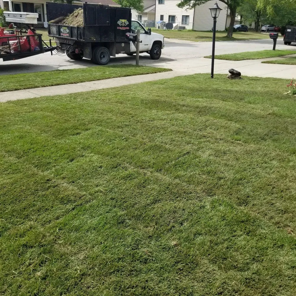 Expert lawn care service experts serving Glendale Heights, IL - JC & Son Landscaping