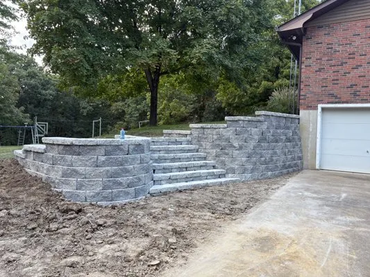 JC Construction And Landscaping Logo