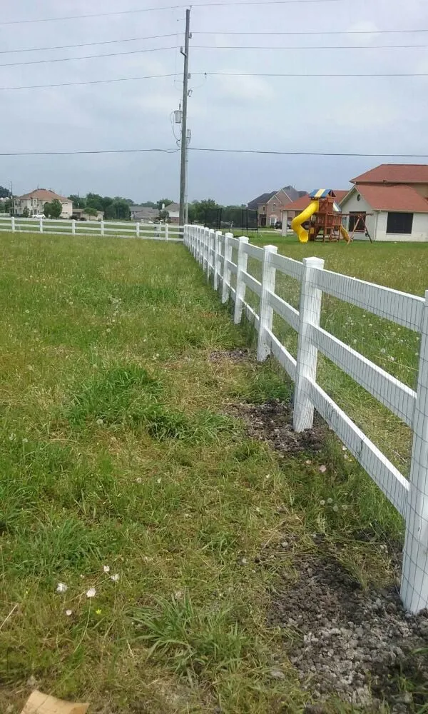 Top-rated yard maintenance for outdoor upgrades across Houston, TX - JC Fence