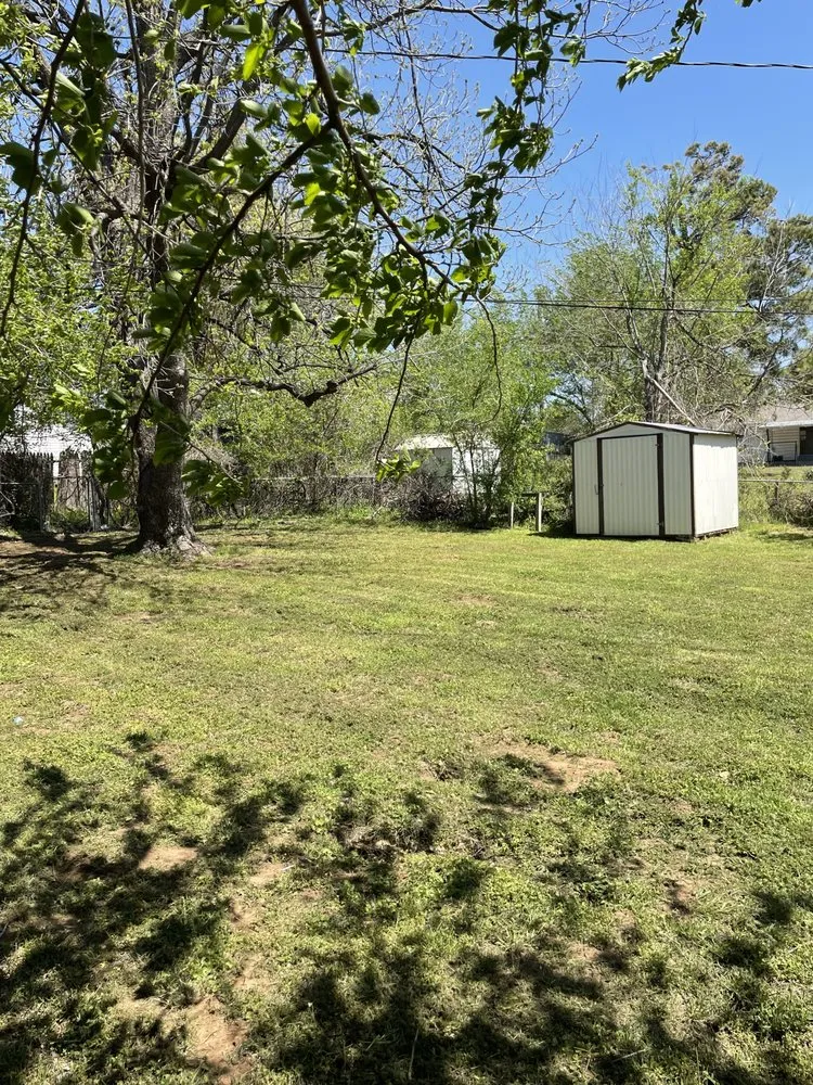 Local outdoor landscaping experts serving Jones, OK - J&C Home Service and Lawn Care