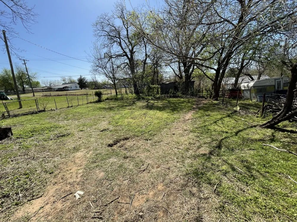 Trusted lawn mowing service experts serving Jones, OK - J&C Home Service and Lawn Care