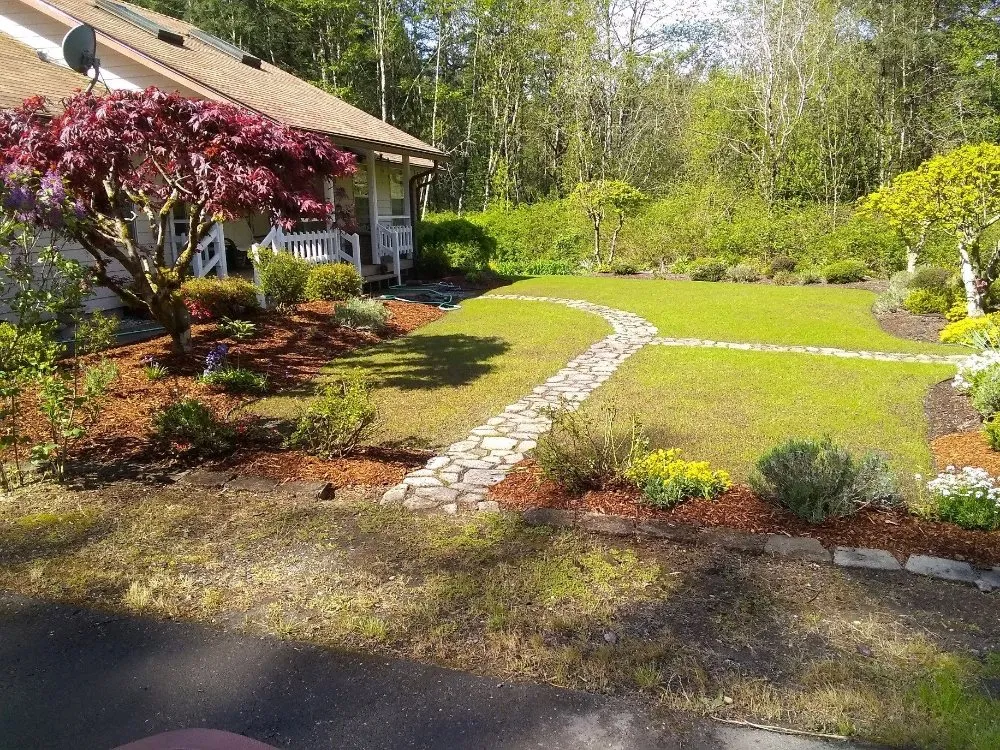 Custom yard cleanup service for outdoor upgrades across Allyn-Grapeview, WA - J&C Landscape
