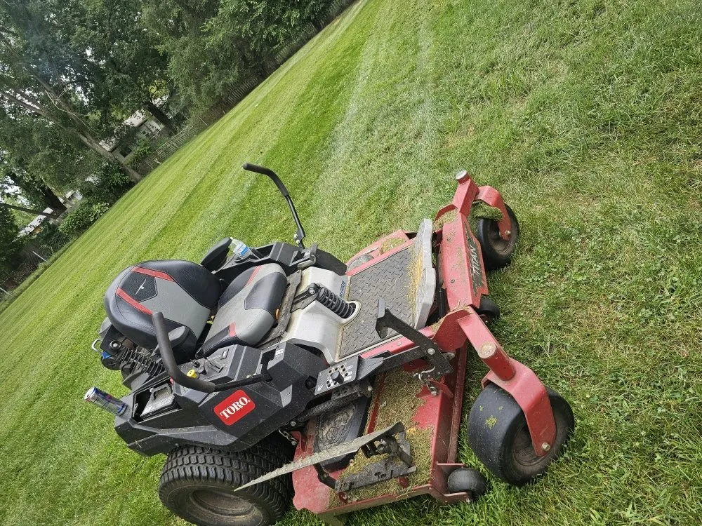 Top-rated lawn mowing service in Jackson, MI by JC Landscape