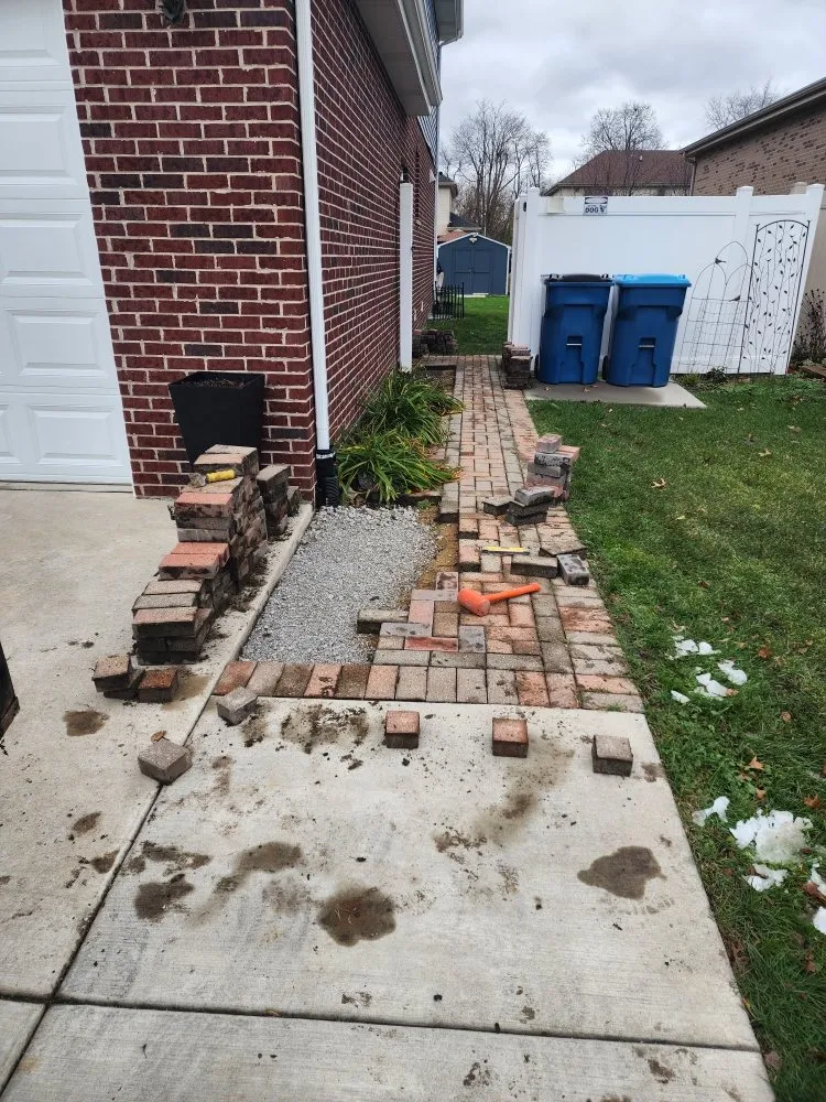 Local yard cleanup service in University Park, IL - JC Landscaping & Maintenance