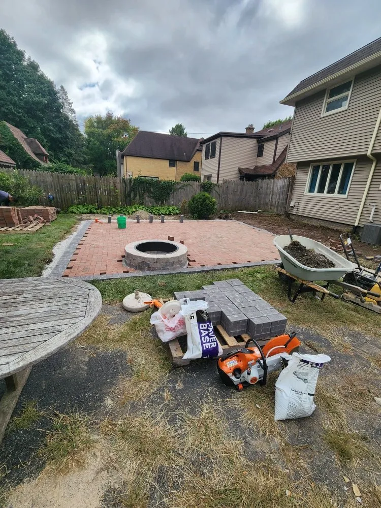 Professional garden landscaping experts serving University Park, IL - JC Landscaping & Maintenance