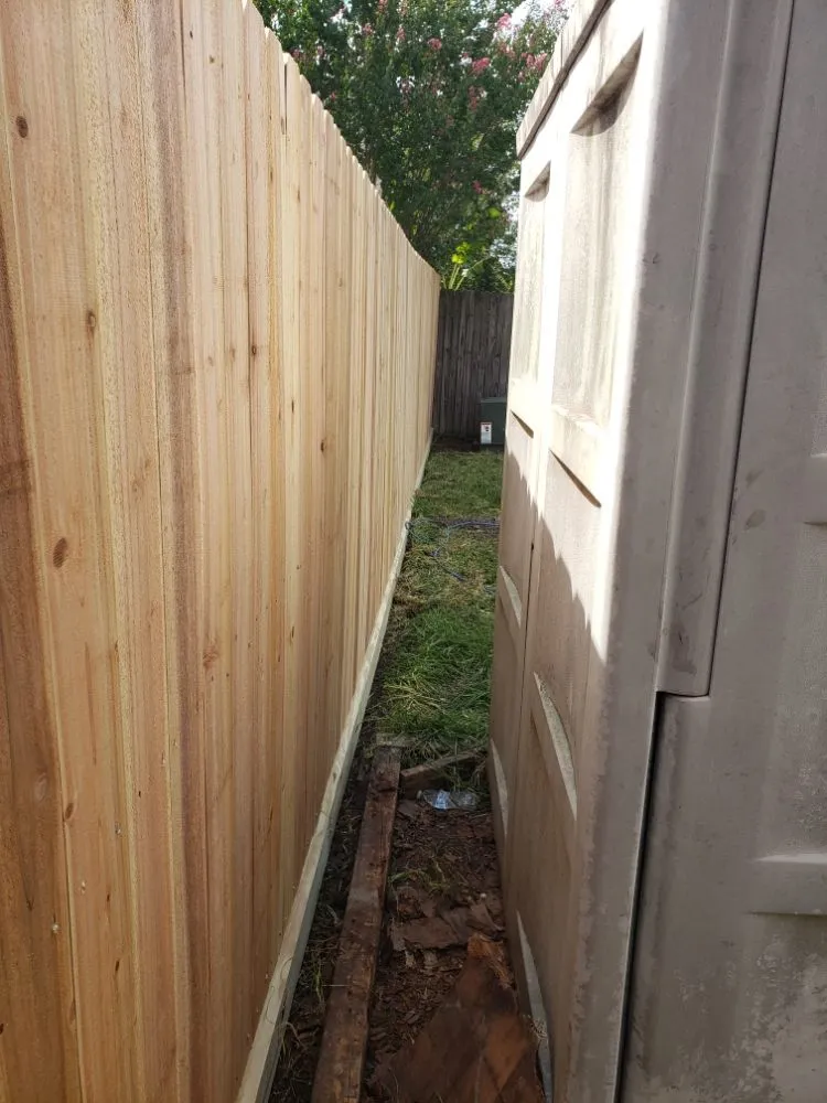 Affordable lawn mowing service with custom design across Dickinson, TX - JC Landscaping and Fencing