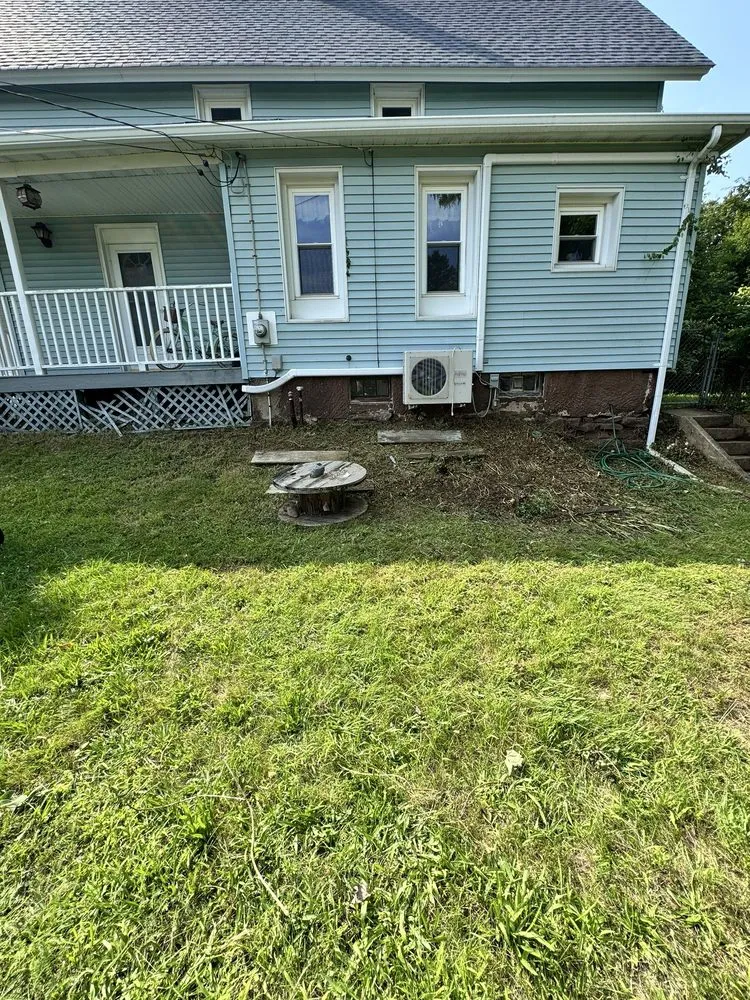 Local lawn mowing service in New London, CT by Jc Landscaping And Maintenance