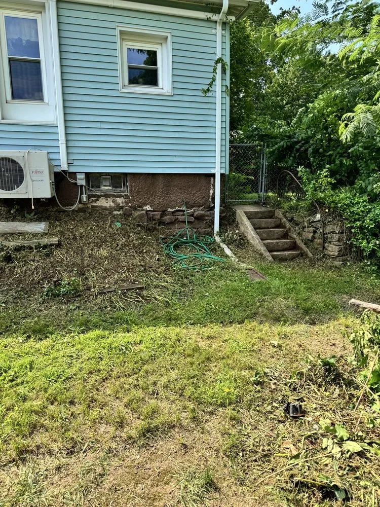 Top-rated yard maintenance for year-round maintenance across New London, CT - Jc Landscaping And Maintenance