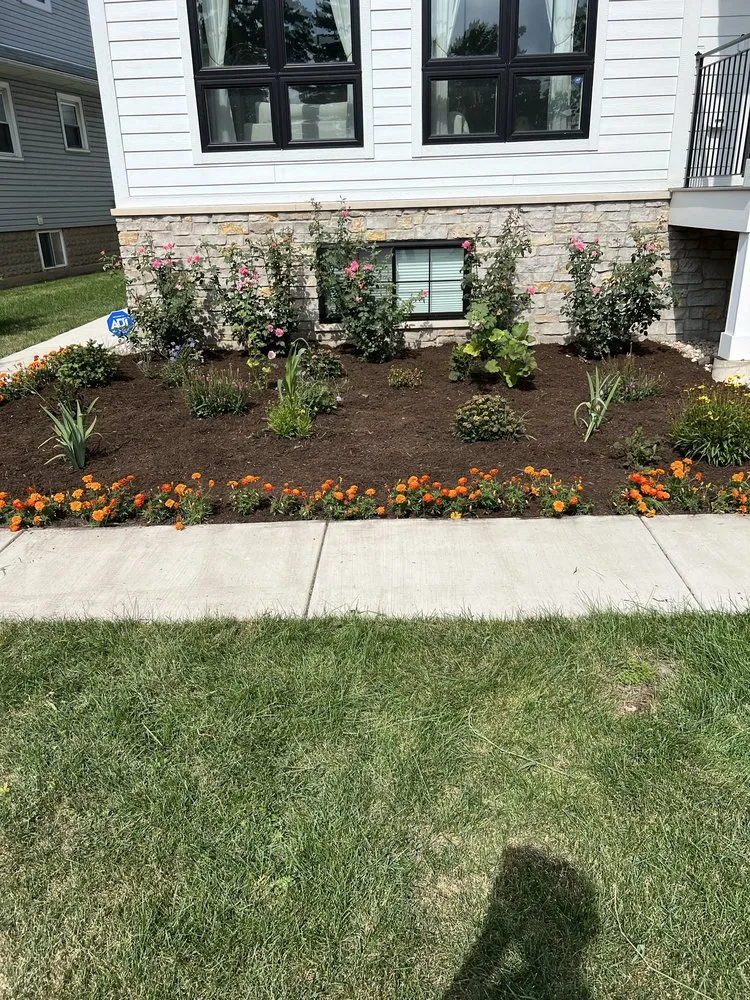 Trusted lawn mowing service near you in Park Ridge, IL by JC Landscaping