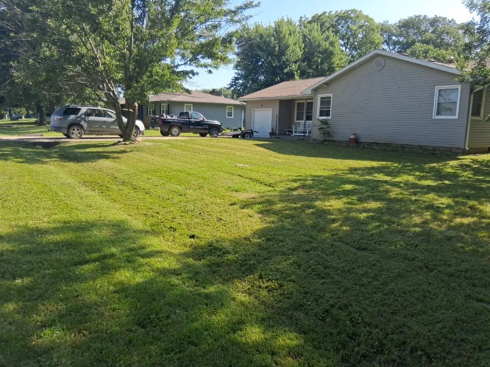 Local landscaping services experts serving Arma, KS - Jc Lawn & Landscape