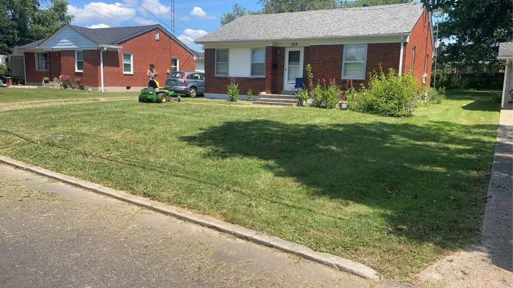 Trusted yard maintenance for beautiful yards across Lebanon, KY - J&c Lawn Care