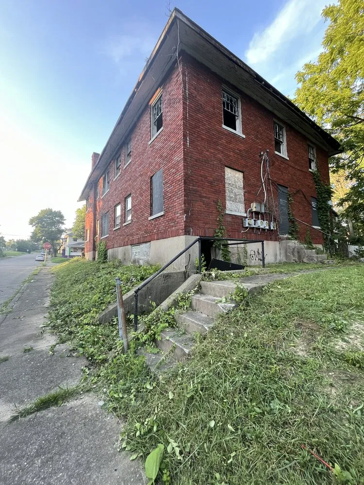 Trusted yard cleanup service in Dayton, OH by JC Lawn Services