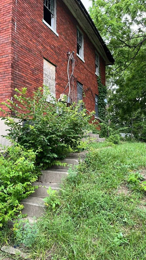 Custom residential landscaping in Dayton, OH - JC Lawn Services