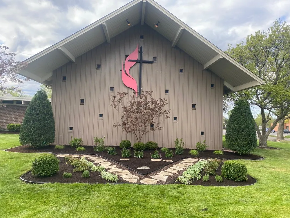 Trusted outdoor landscaping experts serving Bolingbrook, IL - JC Lawncare, Landscaping & Snow Removal