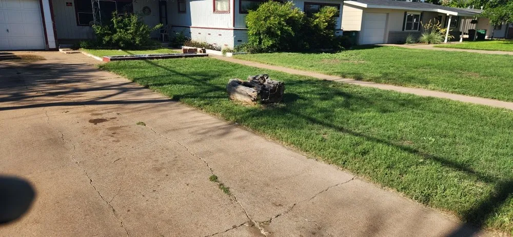 Reliable garden landscaping for beautiful yards in San Angelo, TX by J&C Lawncare