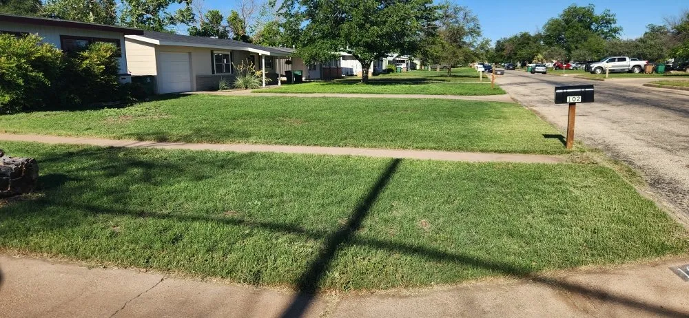 Affordable garden landscaping in San Angelo, TX - J&C Lawncare