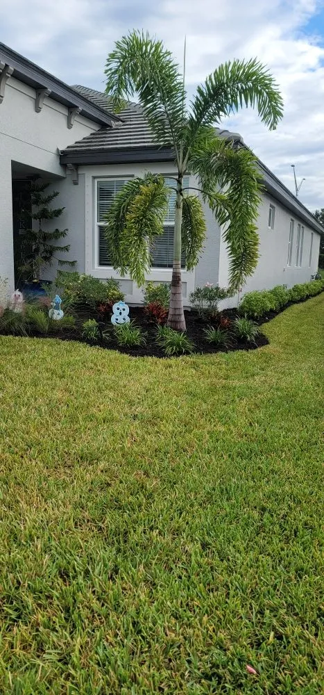 Local outdoor landscaping in Palmetto, FL - JC Lawns And Landscape