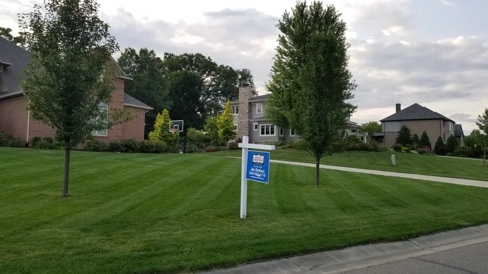 Professional residential landscaping in New Baltimore, MI - JC Lawnscaping
