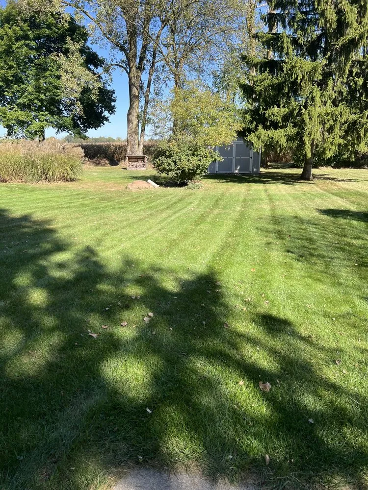 Professional lawn care service experts serving Grand Ledge, MI - J&C Mowing