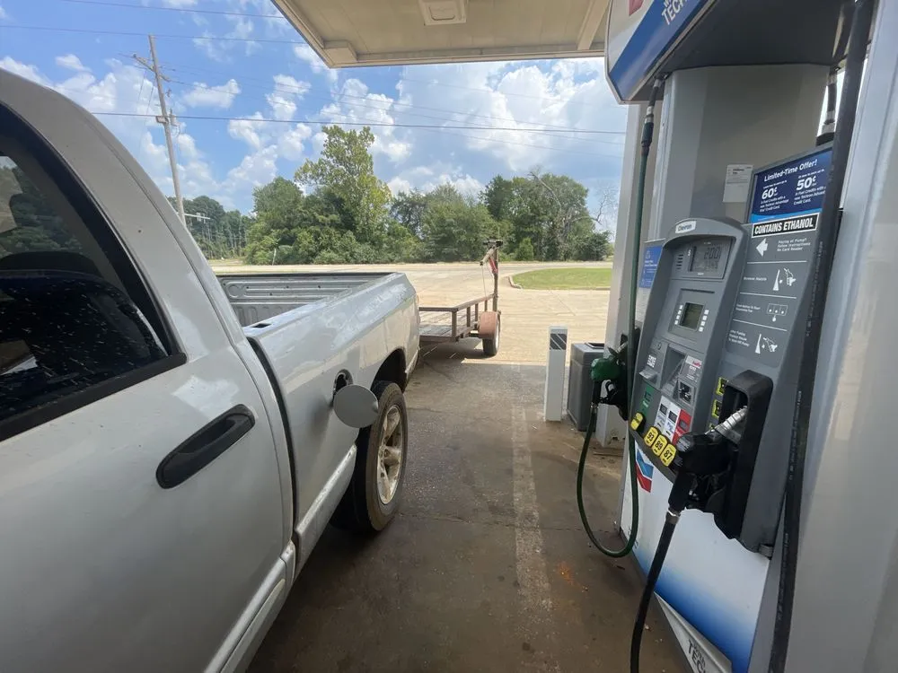 Trusted landscaping services in Marion, LA by J&C Pressurewashing And Landcsaping