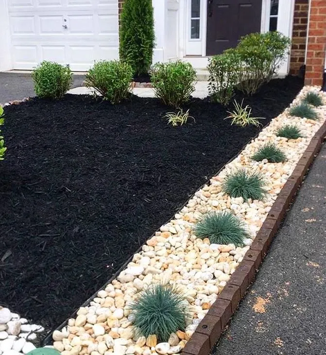 Local yard cleanup service experts serving Sully Station, VA - JC Residential Service