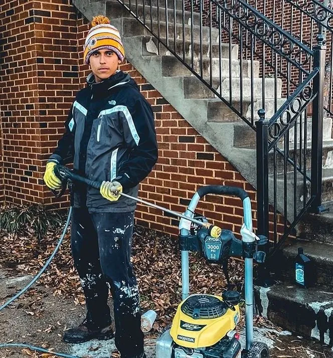 Expert lawn care service experts serving Sully Station, VA - JC Residential Service