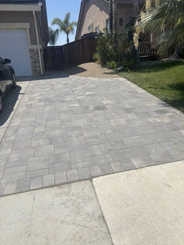 Professional lawn mowing service in Brentwood, CA by JC Tree Service